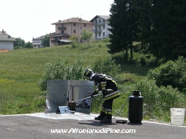 Pentola d'olio incendiata