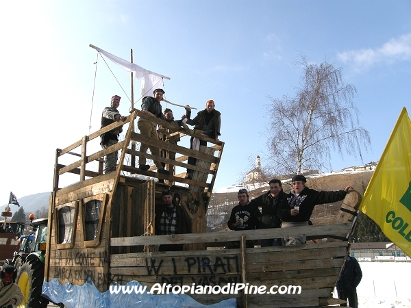 Carneval Bedolero 2010 - carro di Miola