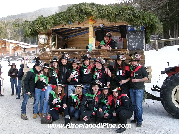 Carneval Bedolero 2010 - il carro dei coscritti del 1992