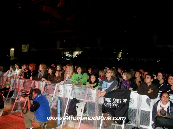 Fans in prima fila al concerto The Bastard Sons of Dionisio - Baselga di Piné 13 agosto 2010