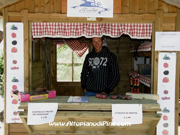 Piccoli frutti - Dragon Festival 2010 - Baselga di Pine'
