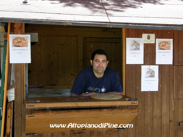 Angel Pizza - Dragon Festival 2010 - Baselga di Pine'