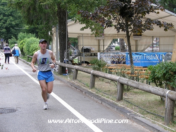 6 ore di corsa lungo il lago - Dragon Festival 2010 - Baselga di Pine'