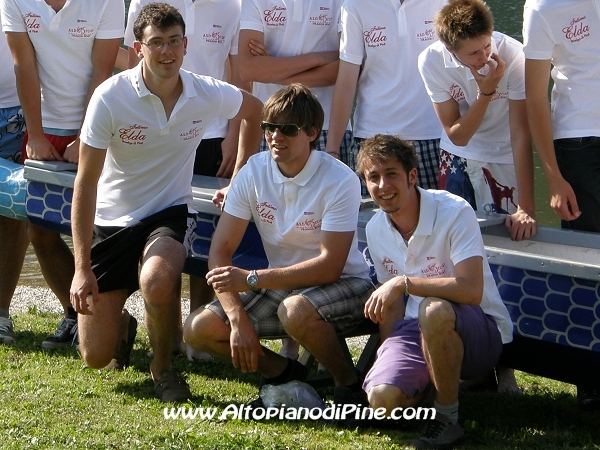 Tre giovani atleti Dragonboat Piné