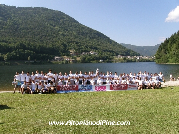Dragonboat Piné - foto di gruppo 2010