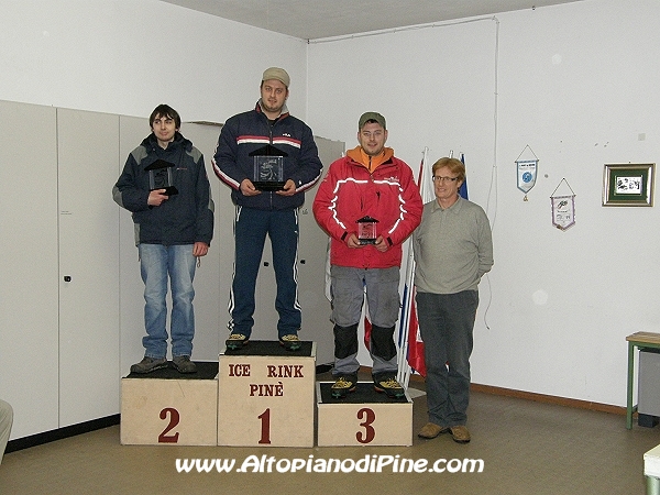 4°  Trofeo Neve e Ghiaccio 2010 - il presidente Umberto Fellin e i vincitori della gara
