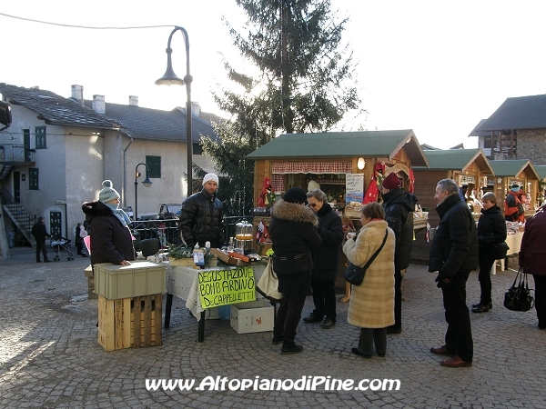 Mercatino di Natale 2009 - El paes dei Presepi 2009