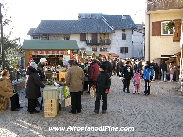 Mercatino di Natale 2009 - El paes dei Presepi 2009