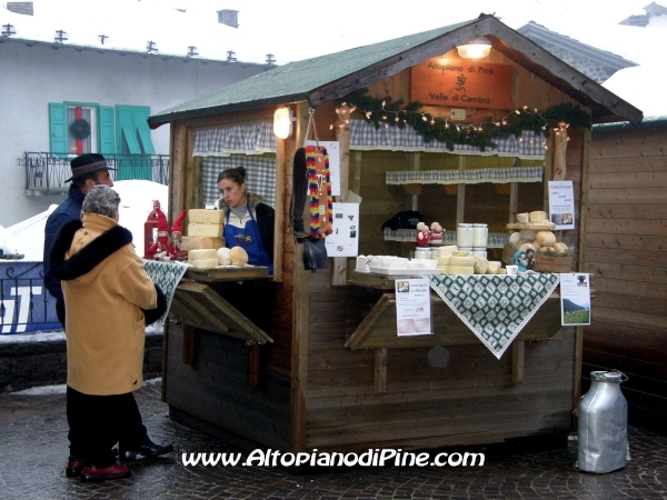 Mercatino di Natale di Piné 2010 - El paes dei Presepi 2010