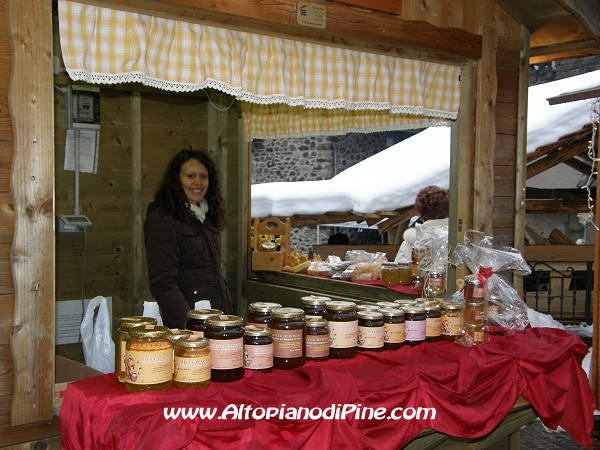 Mercatino di Natale di Piné 2010 - El paes dei Presepi 2010