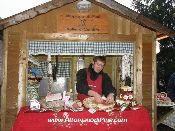 Mercatino di Natale di Piné 2010 - El paes dei Presepi 2010
