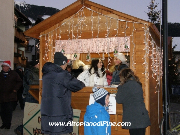 Mercatino di Natale di Piné 2010 - El paes dei Presepi 2010