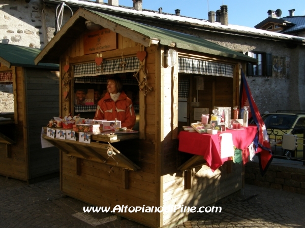 Mercatino di Natale di Piné 2010 - El paes dei Presepi 2010