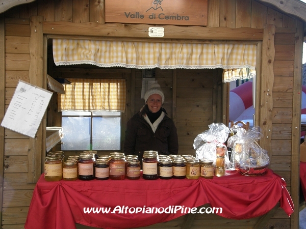 Mercatino di Natale di Piné 2010 - El paes dei Presepi 2010