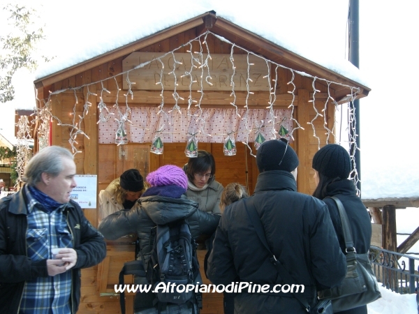 Mercatino di Natale di Piné 2010 - El paes dei Presepi 2010