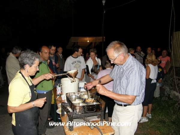 Straboi - Antichi Mestieri ai Fregoloti - Montagnaga Baselga di Piné  2010