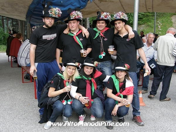 Festa Patronale Madonna di Piné 2010 - un gruppo di coscritti 1992 di Bedollo