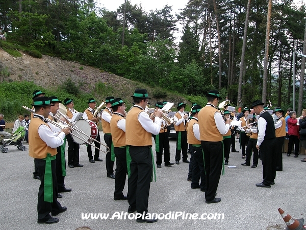 Festa Patronale Madonna di Piné 2010 - il Gruppo Bandistico Folk Pinetano