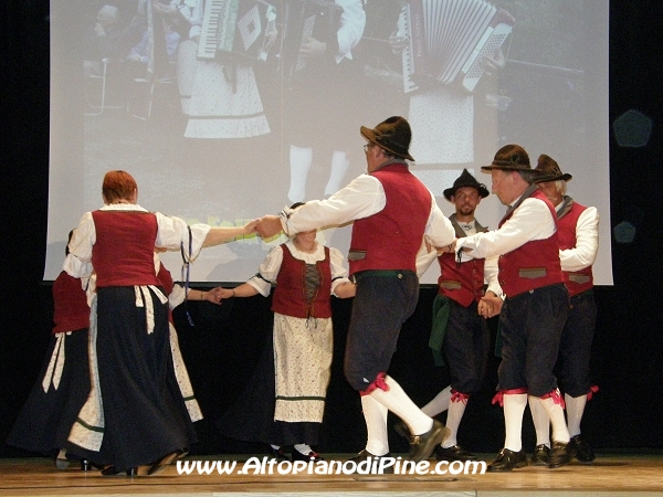 Festa Patronale Madonna di Piné 2010 - Balletto Folk Bedollo