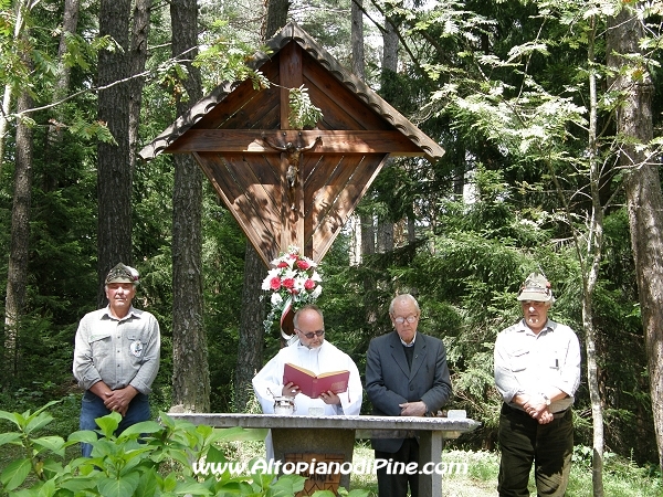 80 gruppo Alpini di Baselga di Piné - don Stefano e don Giovanni