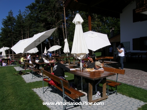 37 Concorso di Pittura all'Aperto - Baita Alpina di Bedollo - luglio 2011