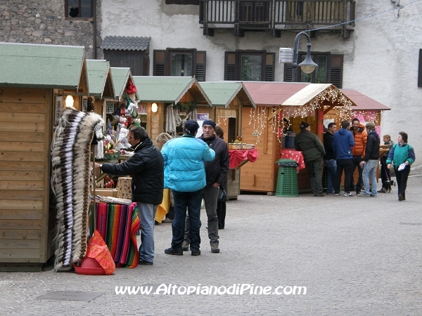 Mercatino di Natale di Piné 2011 - El paes dei Presepi 2011