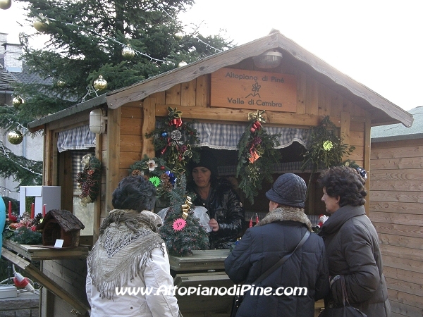 Mercatino di Natale di Piné 2011 - El paes dei Presepi 2011