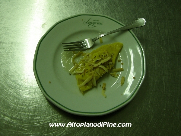 Preparazione dei Farinoi pinaitri - El paes dei Presepi 2011
