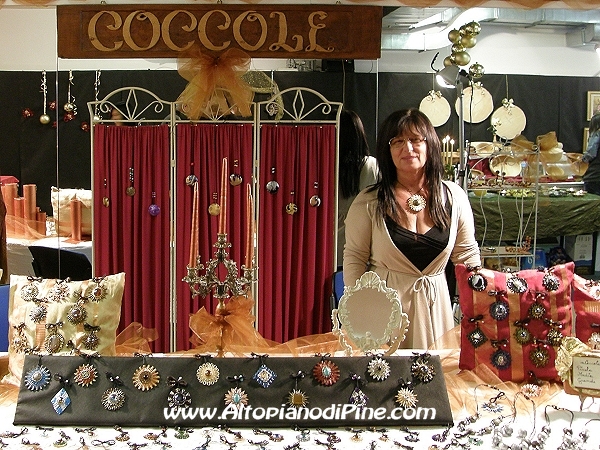Patrizia Giovannini - I gioielli di Piné - I lavori delle mani e del cuore 2011