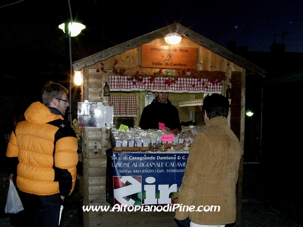 Mercatino di Natale di Piné 2010 - El paes dei Presepi 2010