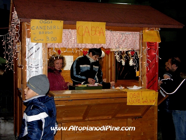 Mercatino di Natale di Piné 2010 - El paes dei Presepi 2010
