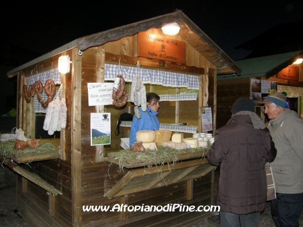 Mercatino di Natale di Piné 2010 - El paes dei Presepi 2010