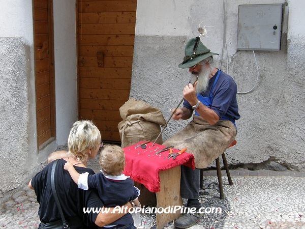 Antichi Mestieri ai Fregoloti - Montagnaga Baselga di Piné  2011