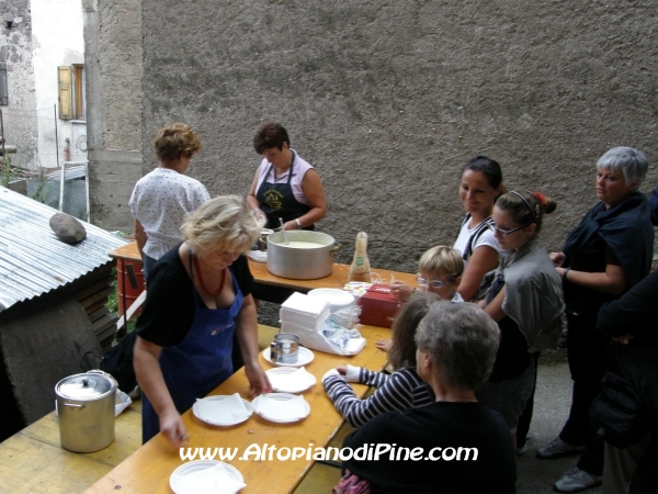 Antichi Mestieri ai Fregoloti - Montagnaga Baselga di Piné  2011