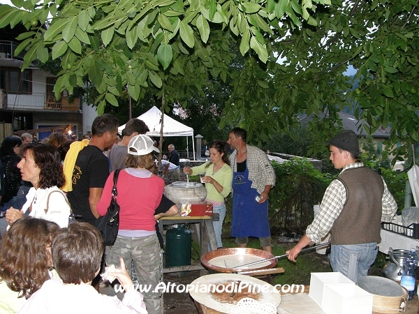 Antichi Mestieri ai Fregoloti - Montagnaga Baselga di Piné  2011