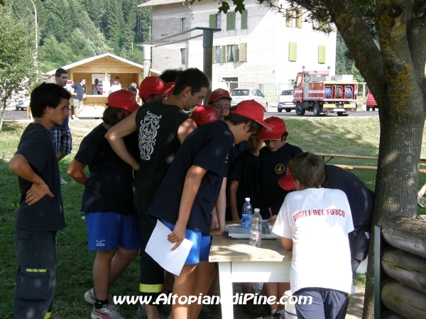 Iscrizione ai giochi di abilitá - 12 campeggio allievi Vigili del Fuoco Volontari 2012