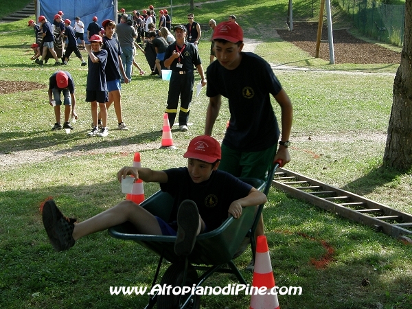 Giochi di abilitá - 12 campeggio allievi Vigili del Fuoco Volontari 2012