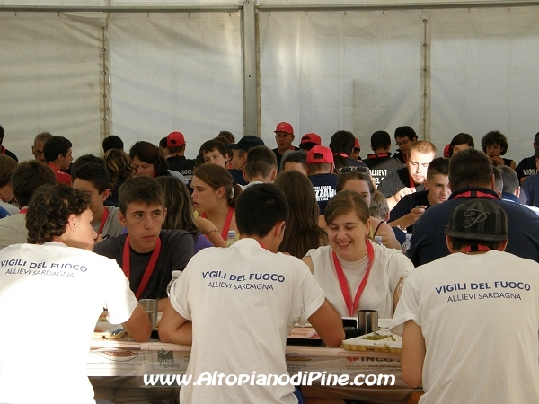 Cena - 12 campeggio allievi Vigili del Fuoco Volontari 2012