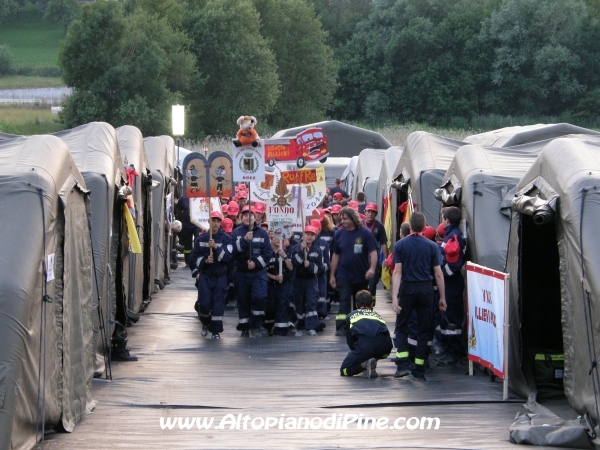Ammainabandiera del primo giorno del 12 campeggio allievi Vigili del Fuoco Volontari 2012