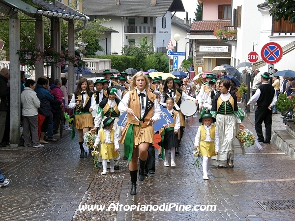 40°  del Gruppo Bandistico Folk Pinetano
