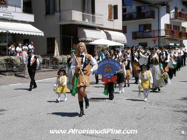 40°  del Gruppo Bandistico Folk Pinetano