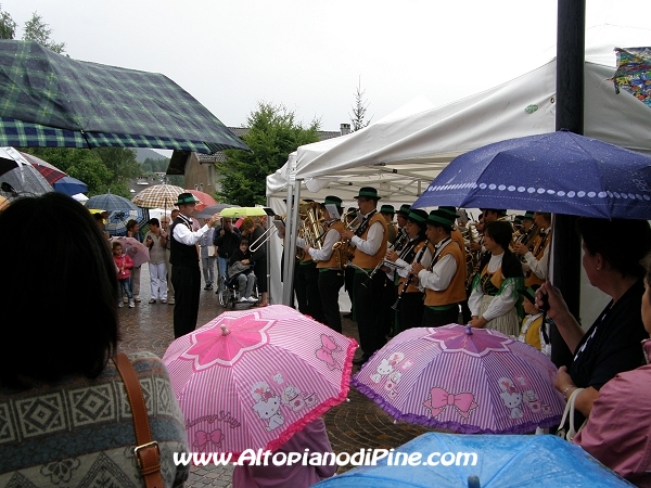 40°  del Gruppo Bandistico Folk Pinetano