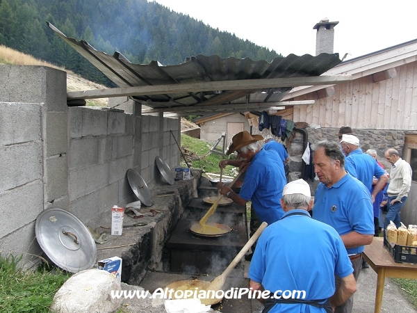 Rifugio Pontara - festa delle famiglie - agosto 2012