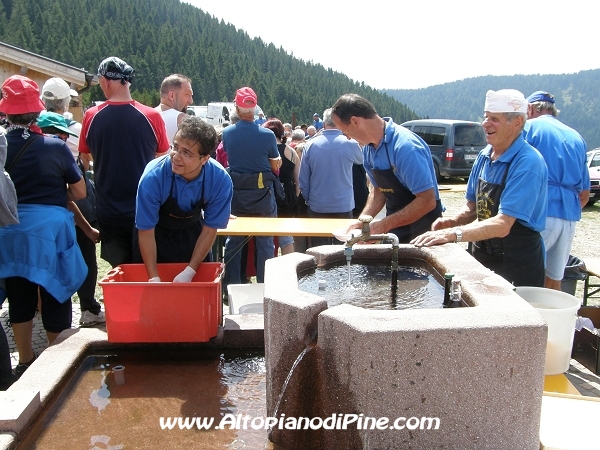 Rifugio Pontara - festa delle famiglie - agosto 2012