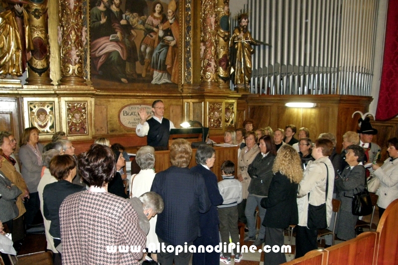I cori parrocchiali riuniti per l'occasione