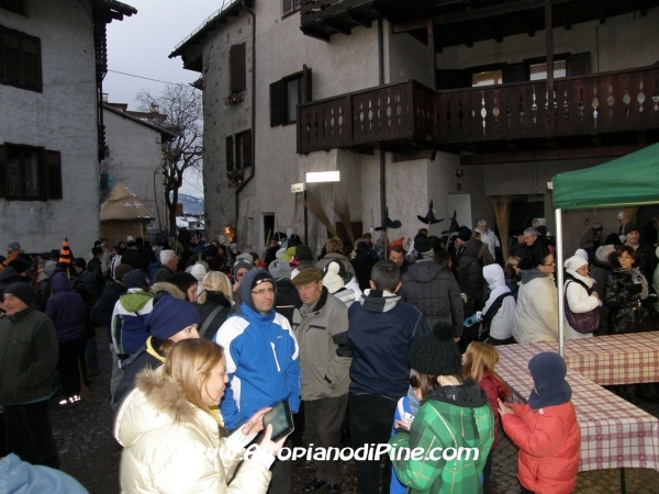El paes dei Presepi 2011 - Befana 2012