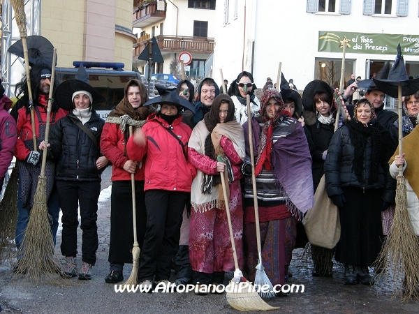 El paes dei Presepi 2011 - Befana 2012