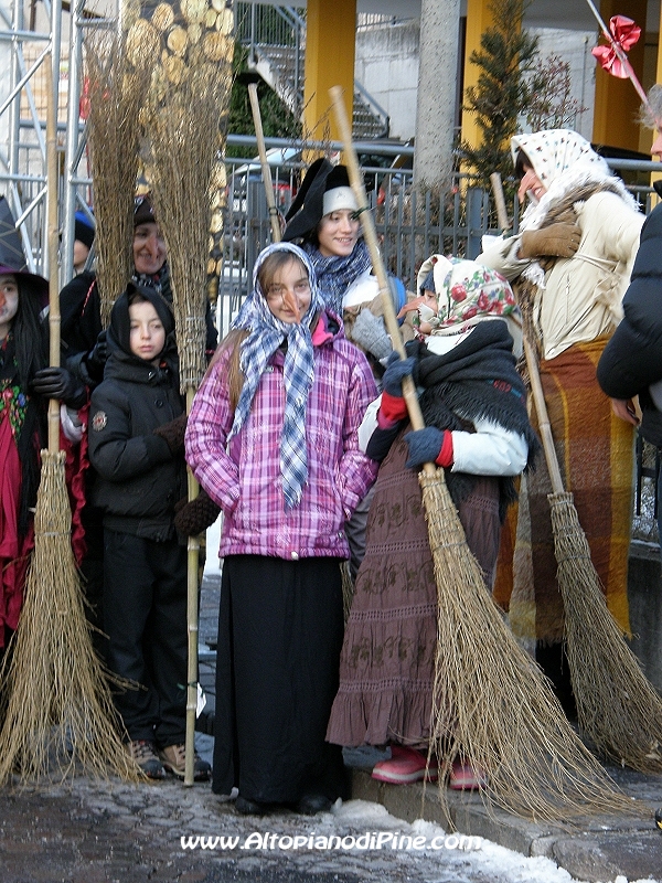 El paes dei Presepi 2011 - Befana 2012