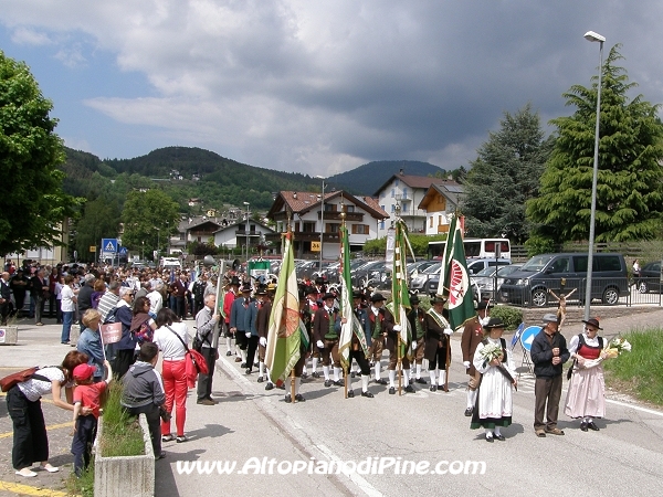 Festa patronale Madonna di Piné  2012 - Partenza della processione 