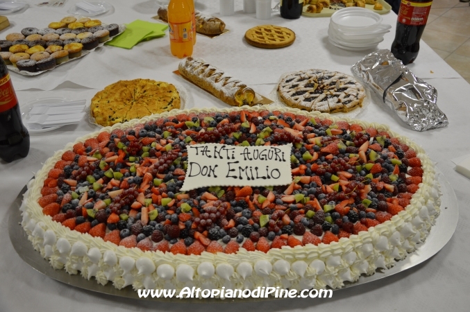 90 compleanno don Emilio Simeoni - una delle torte